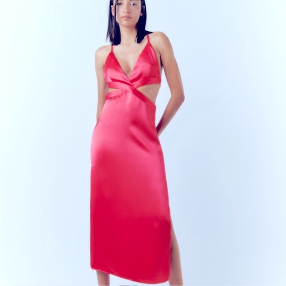Zara Cutout satin effect midi dress with V-neck and slit Size L Coral Pink